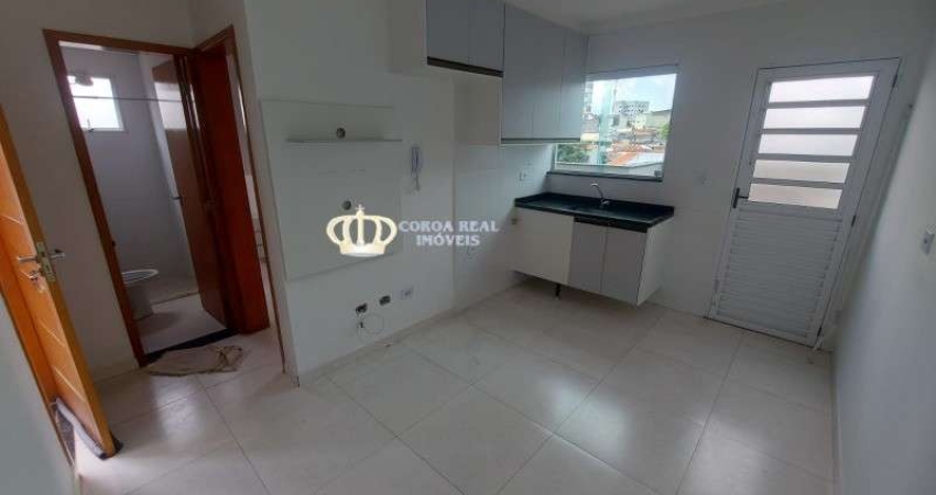APARTAMENTO COM QUINTAL, APENAS 800M DO METRO PATRIARCA