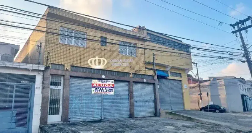 Galpão comercial para locação em São Paulo-SP, bairro Jardim Triana: 2 banheiros e 300m² de área!
