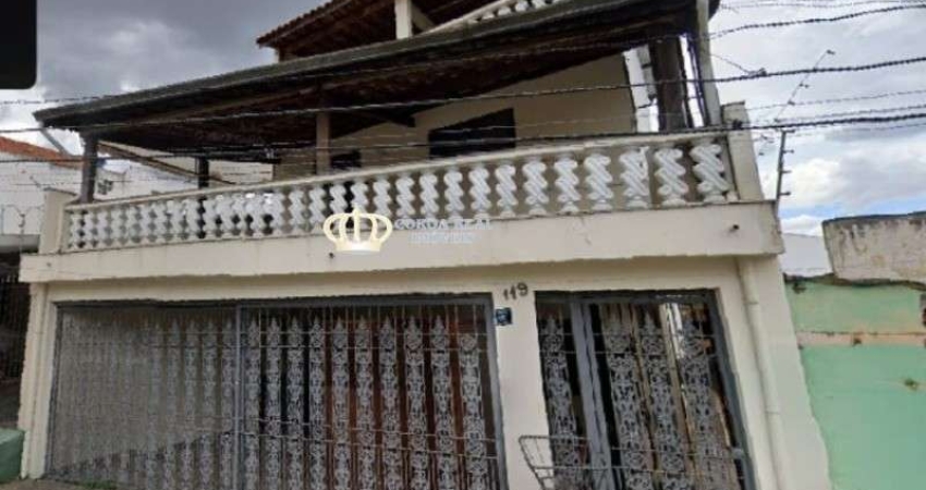 CASA COM 5 DORMITORIOS, 2 SUITES E 2 VAGAS!