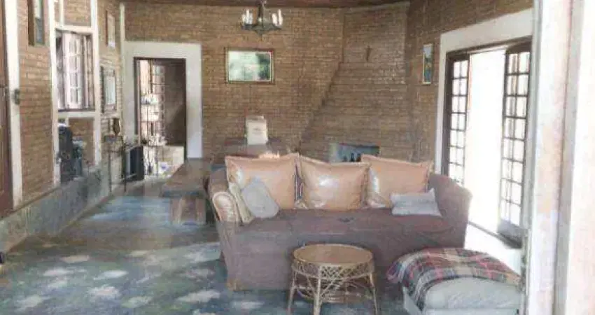 Chácara com 5 dormitórios à venda, 5200 m² por R$ 650.000,00 - Jardim Guadalupe - Caçapava/SP