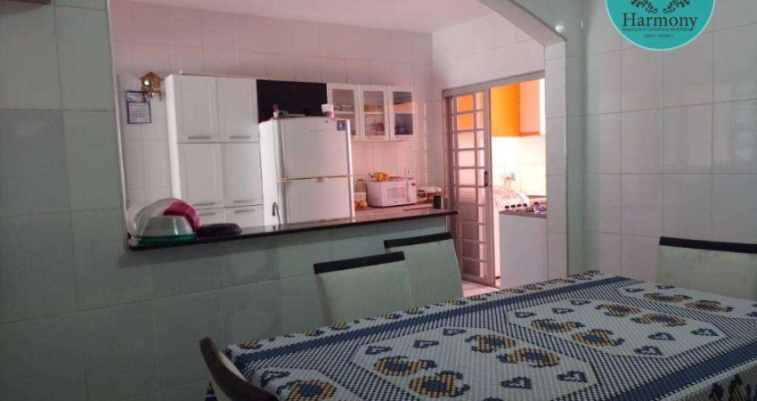 Casa com 3 quartos à venda na Vila Menino Jesus, Caçapava 