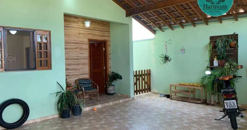 Sobrado com 3 dormitórios à venda, 171 m² por R$ 615.000,00 - Parque do Museu - Caçapava/SP