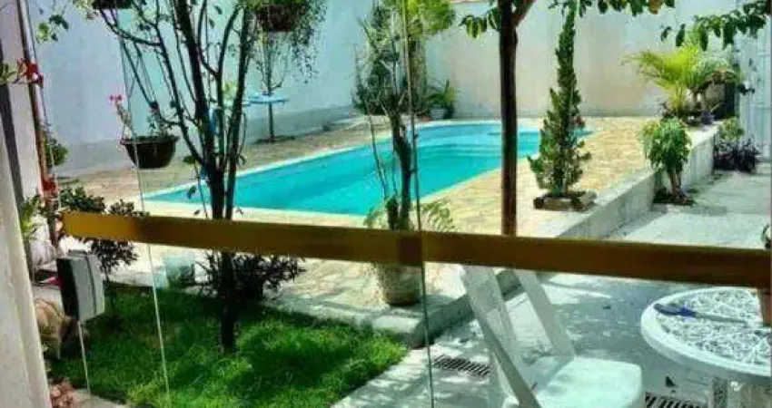 Casa com 2 dormitórios à venda, 112 m² por R$ 430.000,00 - Vila Medeiros - Caçapava/SP