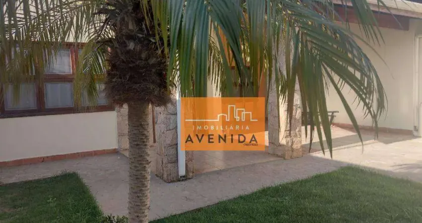 Casa à venda na Rua Mansueto Breda, Santa Cecília, Paulínia