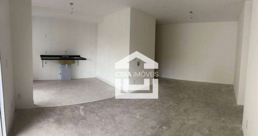 Apartamento à venda com 4 dormitórios sendo 2 suítes, 3 banheiros, 1 lavabo e 2 vagas de garagem. Localizado em Santo Amaro.