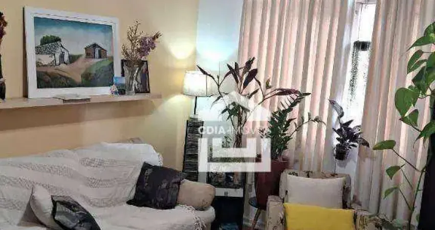 Apartamento à venda com 1 dormitório e 1 banheiro. Localizado na Aclimação.