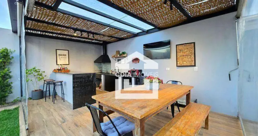 Casa com 3 dormitórios à venda, 180 m² por R$ 990.000 - Granja Viana - Terras de São Fernando - Cotia/SP