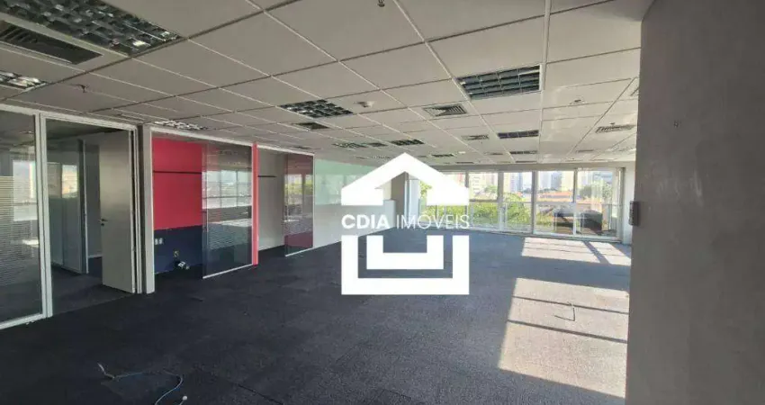 Conjunto comercial para locação com 10 salas, 4 banheiros e 16 vagas de garagem, localizado em pinheiros.