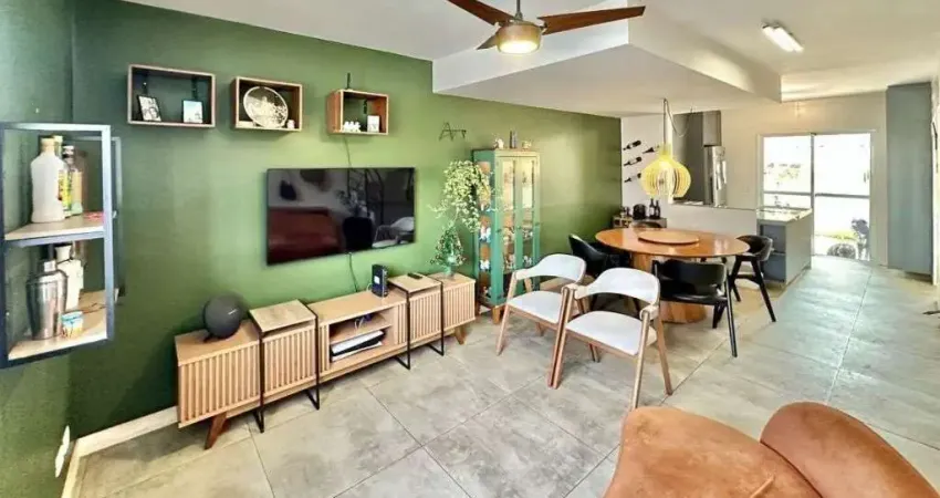 Casa com 3 dormitórios à venda, 100 m² por R$ 920.000,00 - Granja Viana - Cotia/SP