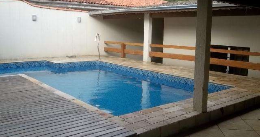 Casa com 3 dormitórios à venda, 240 m² por R$ 600.000,00 - Terra Preta - Mairiporã/SP