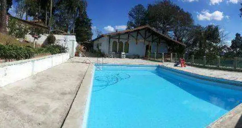 Chácara / sítio com 5 quartos à venda na Rua Benedito Fontana, Mata Fria, Mairiporã
