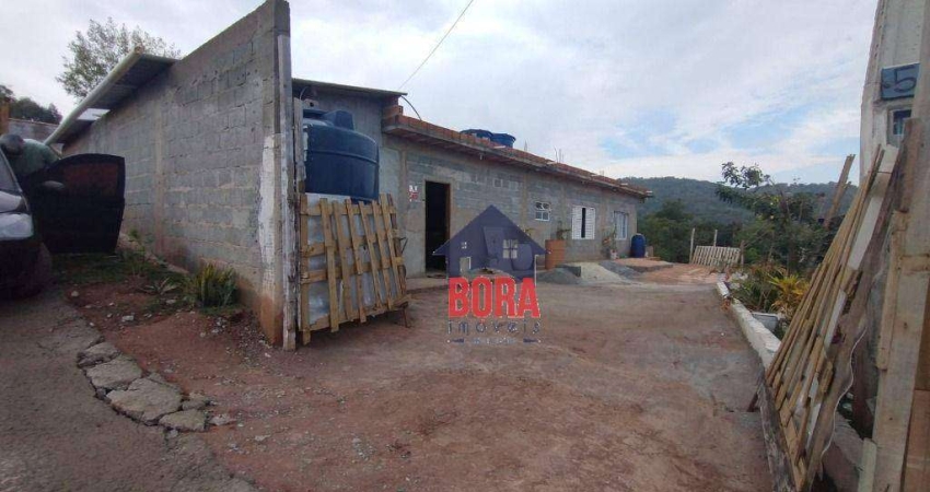 Casa com 1 dormitório à venda, 109 m² por R$ 300.000 - Mato Dentro - Mairiporã/SP