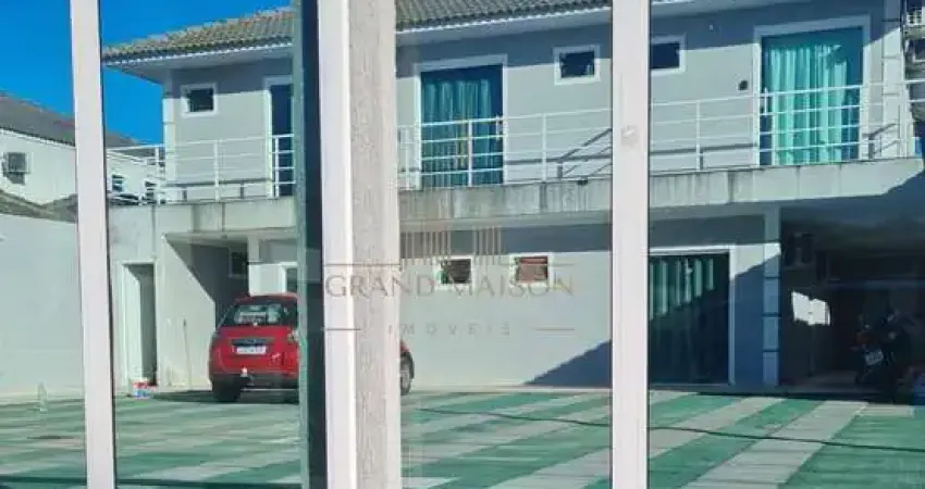 Flat com 1 quarto à venda no Parque Balneário São Francisco, Cabo Frio 