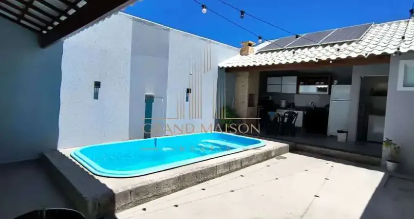 Casa duplex independente com piscina à venda na nova são pedro