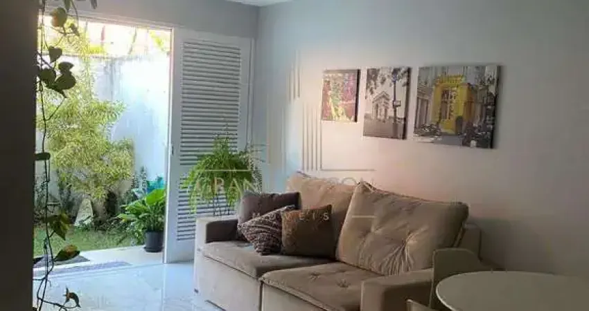 Excelente casa a venda em condomínio no portinho em cabo frio