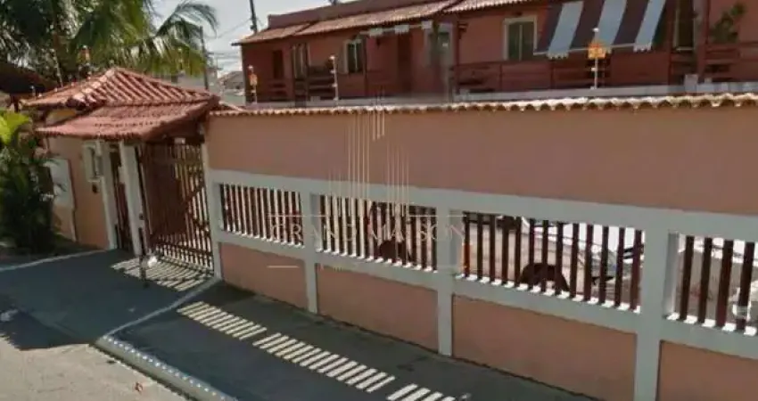 Casa com 2 quartos à venda na Rua J, Parque Burle, Cabo Frio