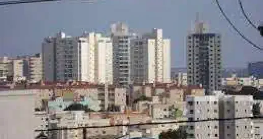 Terreno no bairro Santa Mônica com 360 metros quadrados.