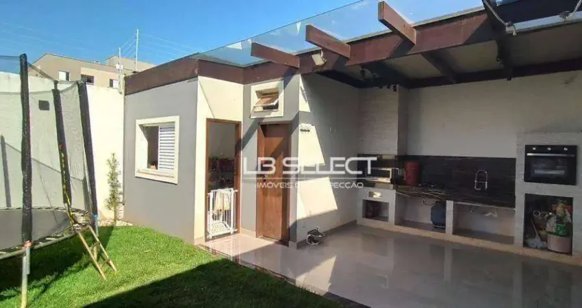 Casa no bairro Novo Mundo com quatro quartos e área gourmet.