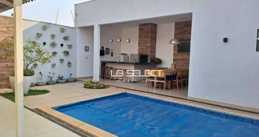 Casa no bairro Laranjeiras com três quartos, suíte e área gourmet completa.