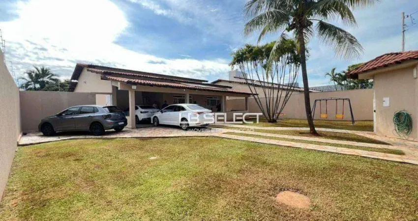 Casa com 4 dormitórios à venda, 440 m² por R$ 2.500.000,00 - Cidade Jardim - Uberlândia/MG