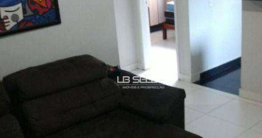 Apartamento no bairro Gávea com dois quartos e um a banheiro.