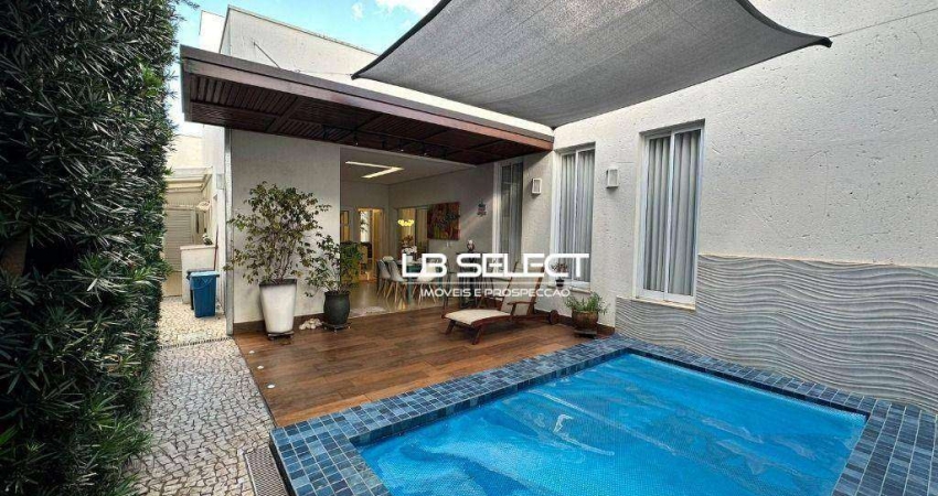Casa no  Condomínio Splendido com três quartos, uma suíte e varanda gourmet.