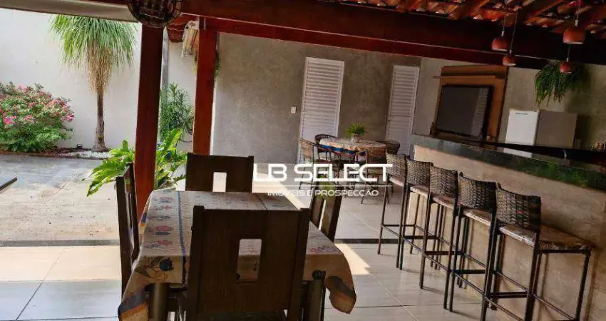 Casa no Condomínio Jardim Canaã com três quartos, uma suíte e varanda gourmet.