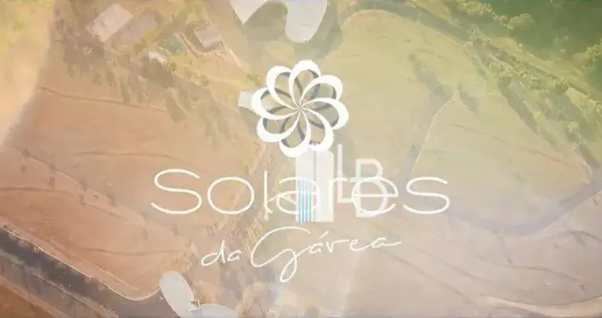 Triplex no condomínio solares da gávea com quatro suítes e varanda gourmet completa.