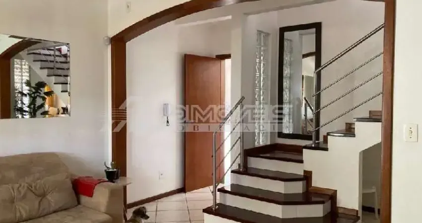 Casa com 3 quartos à venda na Trindade, Florianópolis 
