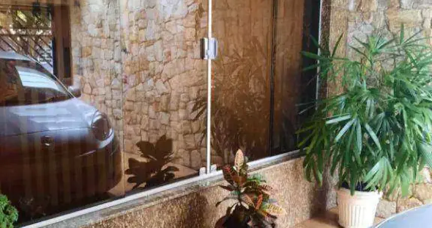 Sobrado com 2 dormitórios à venda, 186 m² por R$ 690.000,00 - Vila Regente Feijó - São Paulo/SP