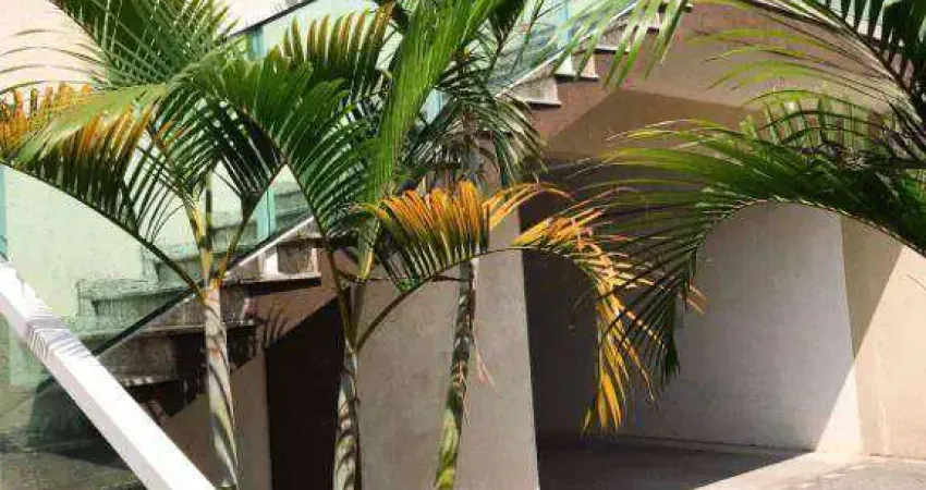 Sobrado com 3 dormitórios à venda, 128 m² por R$ 535.000,00 - Cidade Patriarca - São Paulo/SP