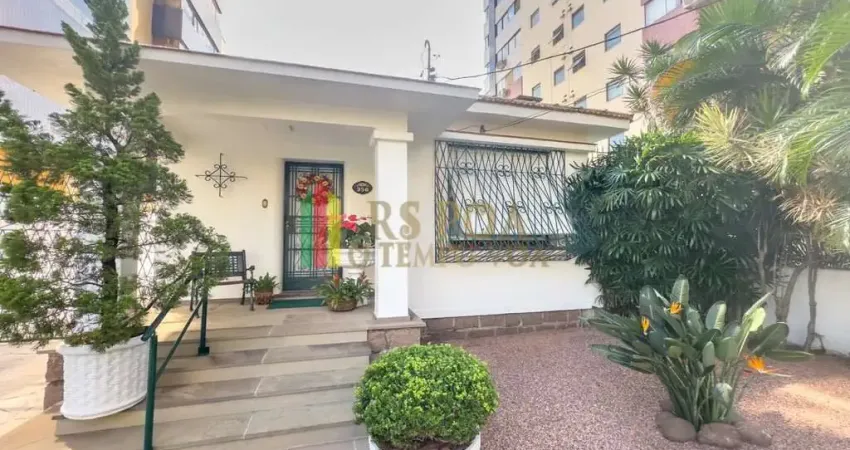 Casa com 3 quartos à venda na Avenida Lageado, 356, Petrópolis, Porto Alegre