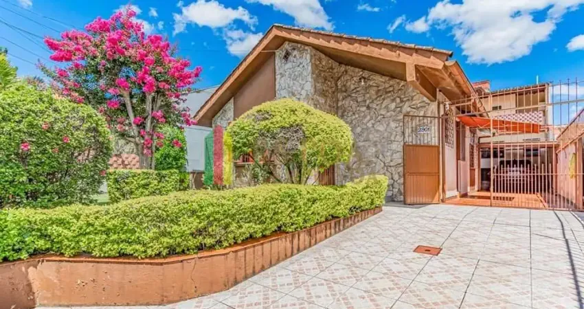 Casa em condomínio fechado com 5 quartos à venda na Rua Dário Totta, 2901, Cavalhada, Porto Alegre