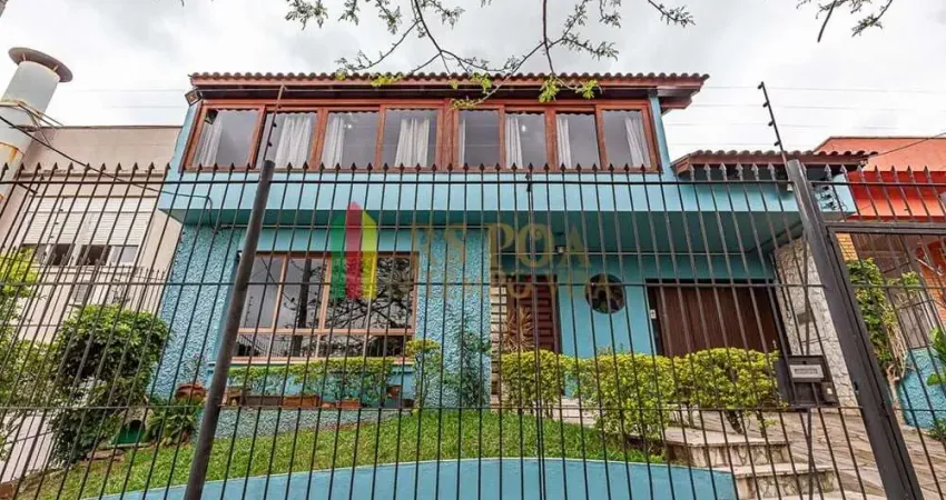 Casa com 5 quartos à venda na Avenida Engenheiro José Maria de Carvalho, 94, Vila Ipiranga, Porto Alegre