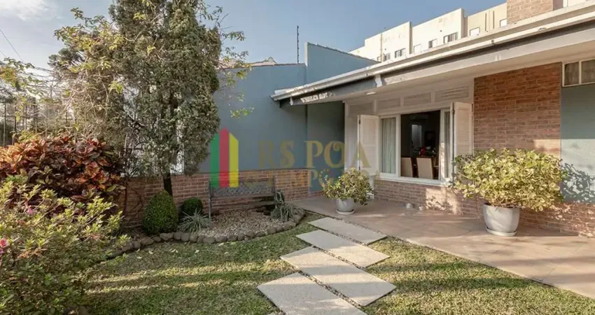 Casa com 3 quartos à venda na Rua Ari Barroso, 367, Sarandi, Porto Alegre