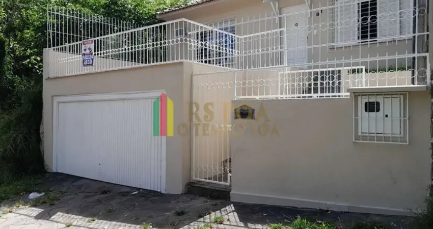 Casa com 3 quartos à venda na Avenida General Barreto Viana, 81, Chácara das Pedras, Porto Alegre