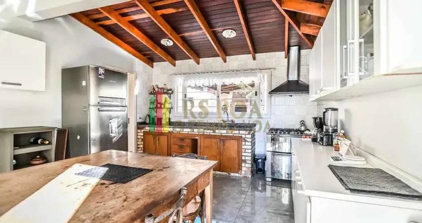 Casa com 3 quartos à venda na Avenida Felipe Weimann, 138, Santa Tereza, Porto Alegre