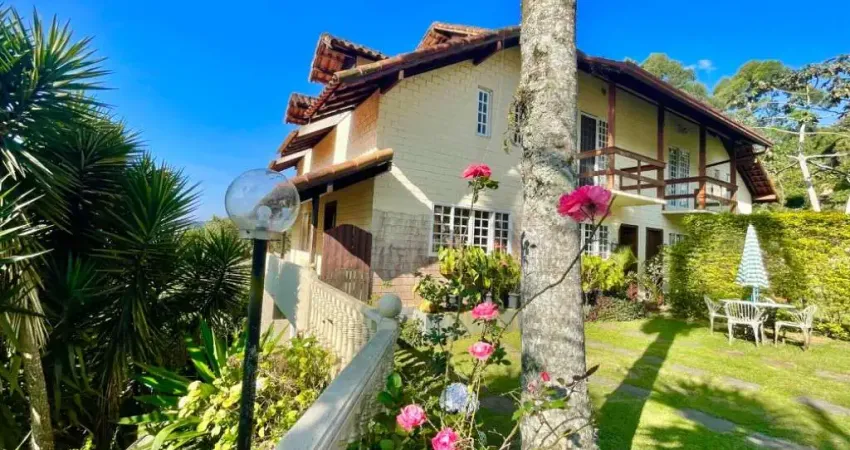 Casa em condomínio fechado com 5 quartos à venda na Rua Waldemar de Assis Ribeiro, 155, Cascata Guarani, Teresópolis