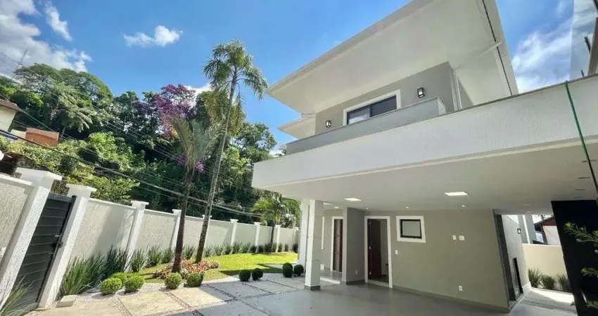 Casa em condomínio fechado com 3 quartos à venda na Rua Castro Alves, 0000, Carlos Guinle, Teresópolis