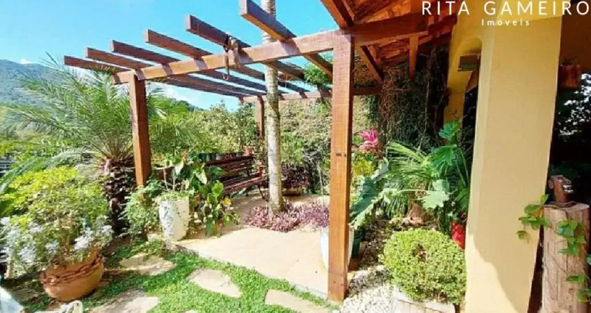 Casa com 5 quartos à venda na Estrada Peru, 70, Albuquerque, Teresópolis