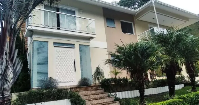 Casa em condomínio fechado com 4 quartos para alugar na Estrada Francisco Smolka, 15, Quebra Frascos, Teresópolis