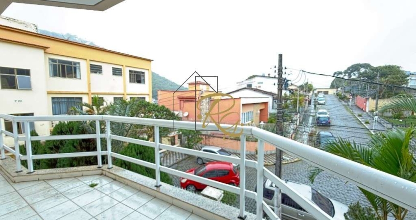 Apartamento com 2 quartos à venda na Rua Alfredo Rebello, 225, Jardim Cascata, Teresópolis