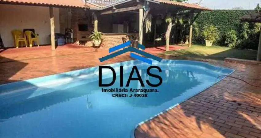 JD ROBERTO SELMIDEI CASA COM TRÊS DORMITÓRIOS PISCINA AREA GOURMET