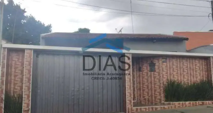 Casa com 3 quartos à venda no Centro, Araraquara