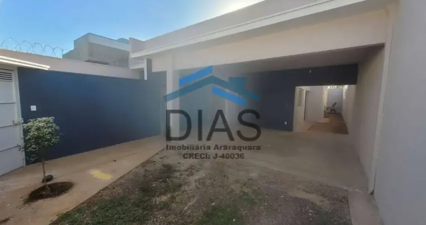 Vila santa marta nova três dormitórios sendo um suíte e quintal amplo