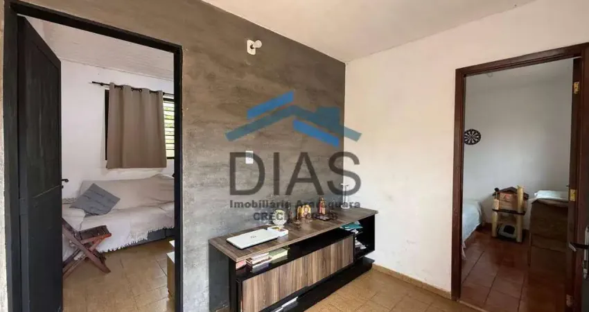 Santa angelina antiga quintal amplo próximo ao supermercado jaú serve