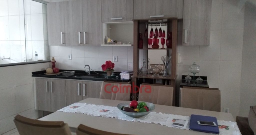 Casa com 3 quartos à venda no Floresta, Governador Valadares 
