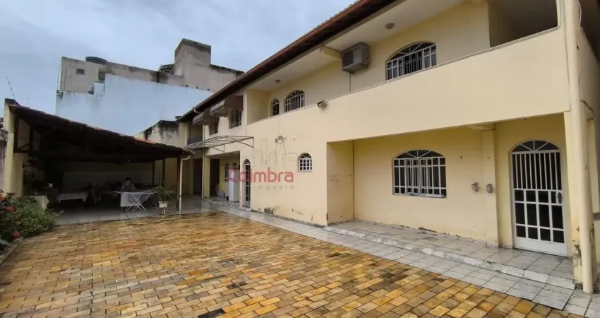 Casa com 4 quartos à venda no Grã-Duquesa, Governador Valadares