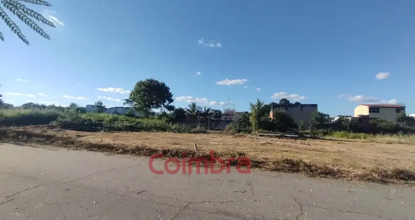 Terreno à venda no Sir, Governador Valadares