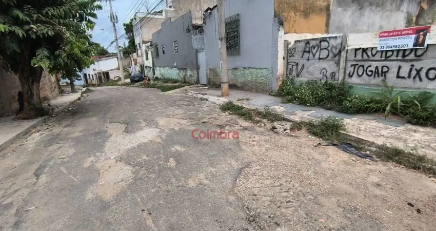 Terreno à venda no Centro, Governador Valadares